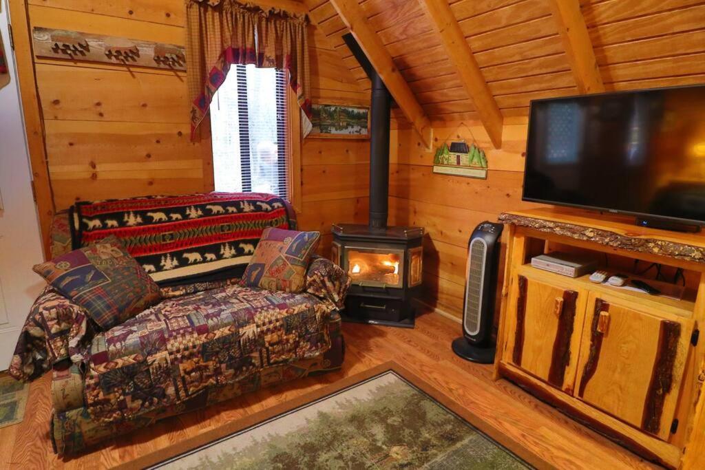 Cute Updated Mountain Cabin Fireplace #3 Helen Eksteriør billede